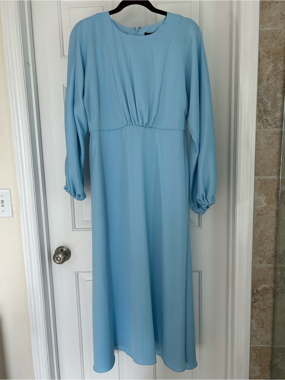 Alexia Admor Light Blue Long Sleeve Midi Dress
